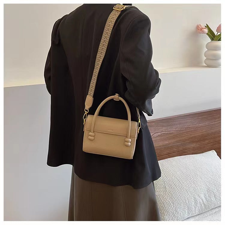 A luxurious, high-quality Crossbody shoulder bag for women
