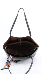 Women's handbag