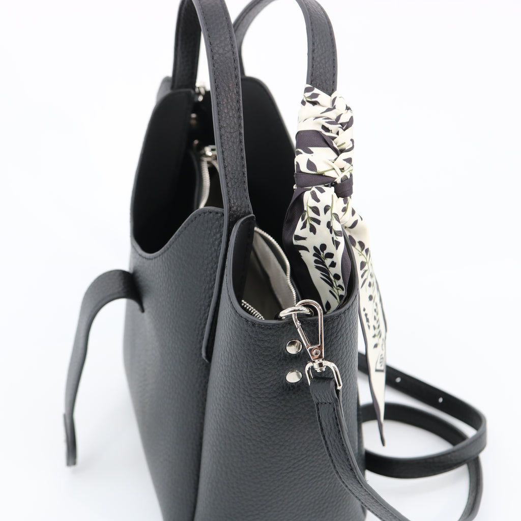 Women's handbag