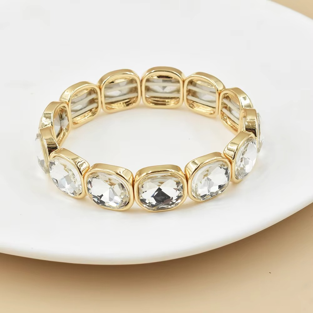 Bracelet Secondary image