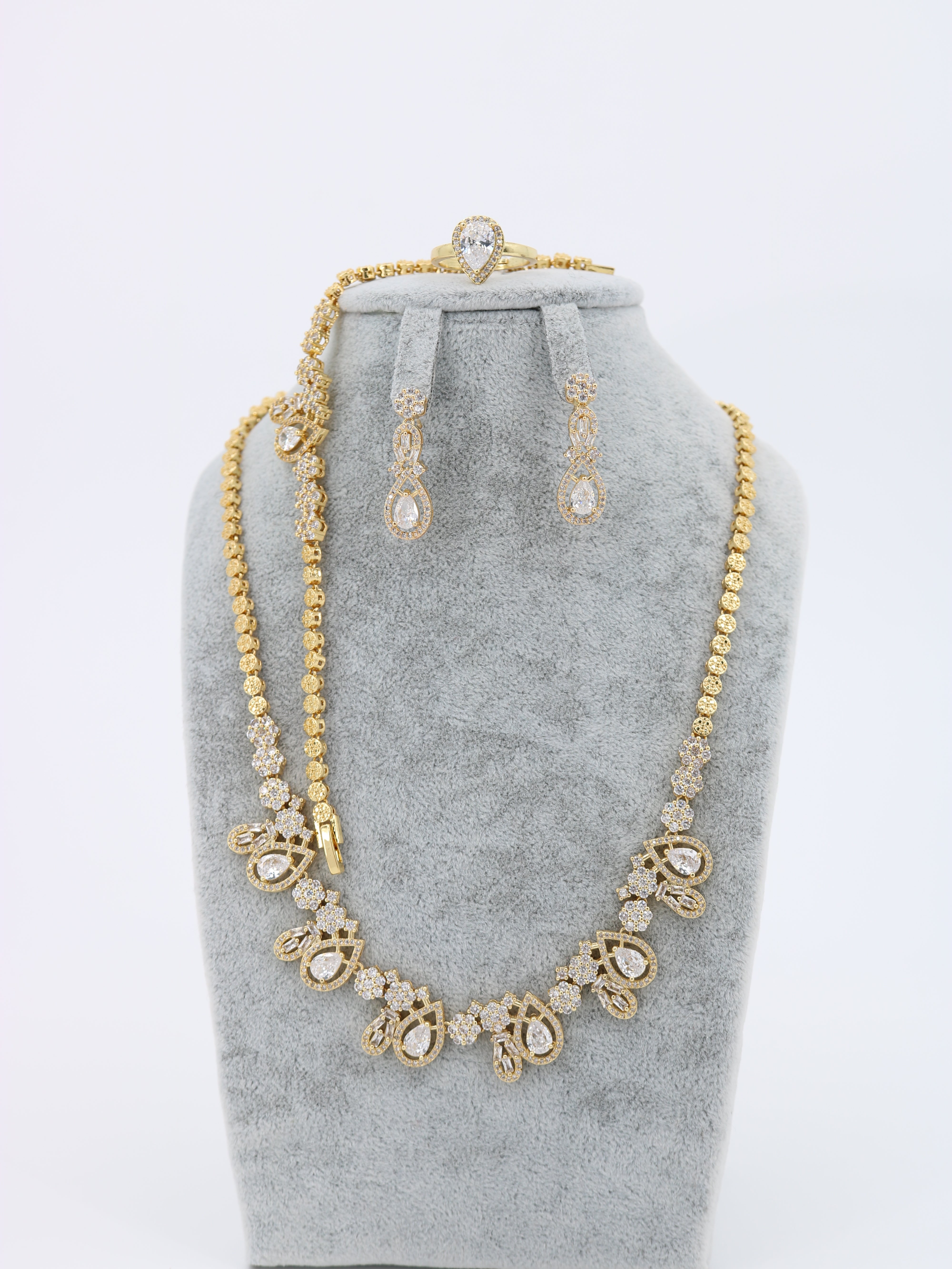 Earrings, Necklace & Bracelet Main image