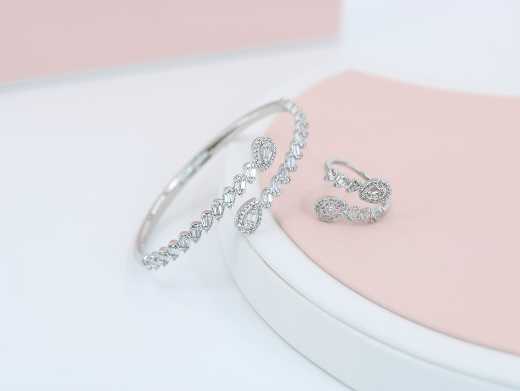 A ring set with a bracelet made of zircon stones