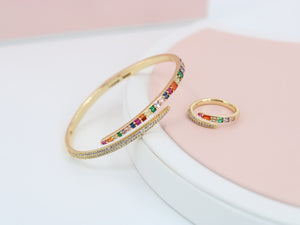 A ring set with a bracelet made of zircon stones