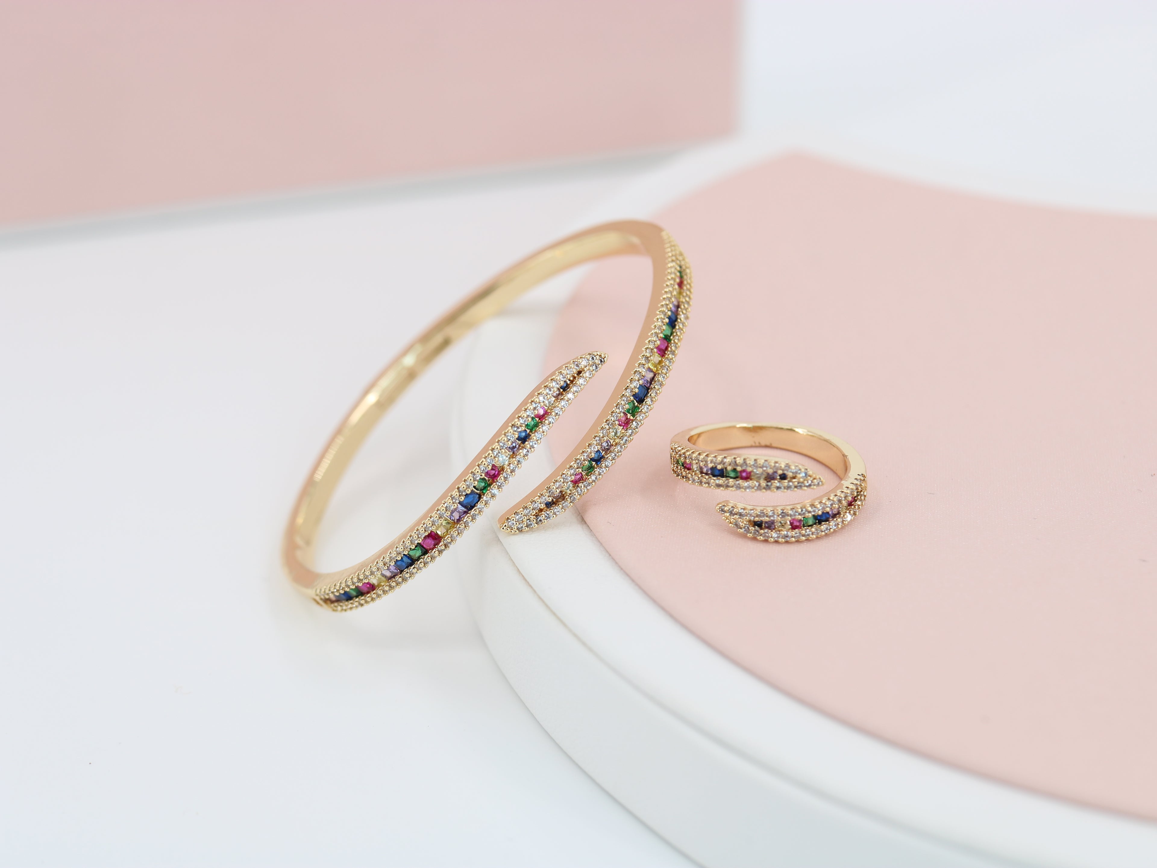 A ring set with a bracelet made of zircon stones