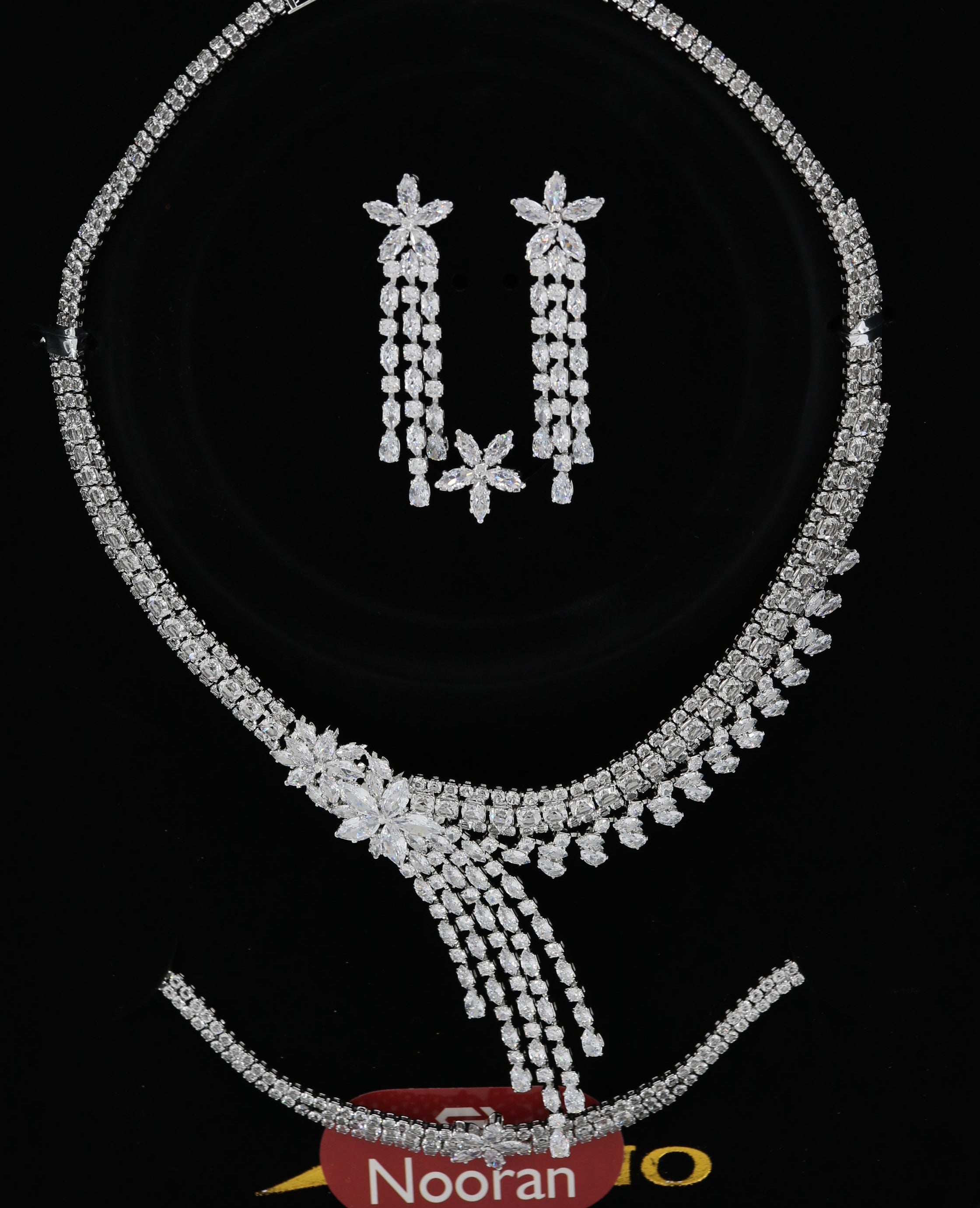 Necklace Set Main image