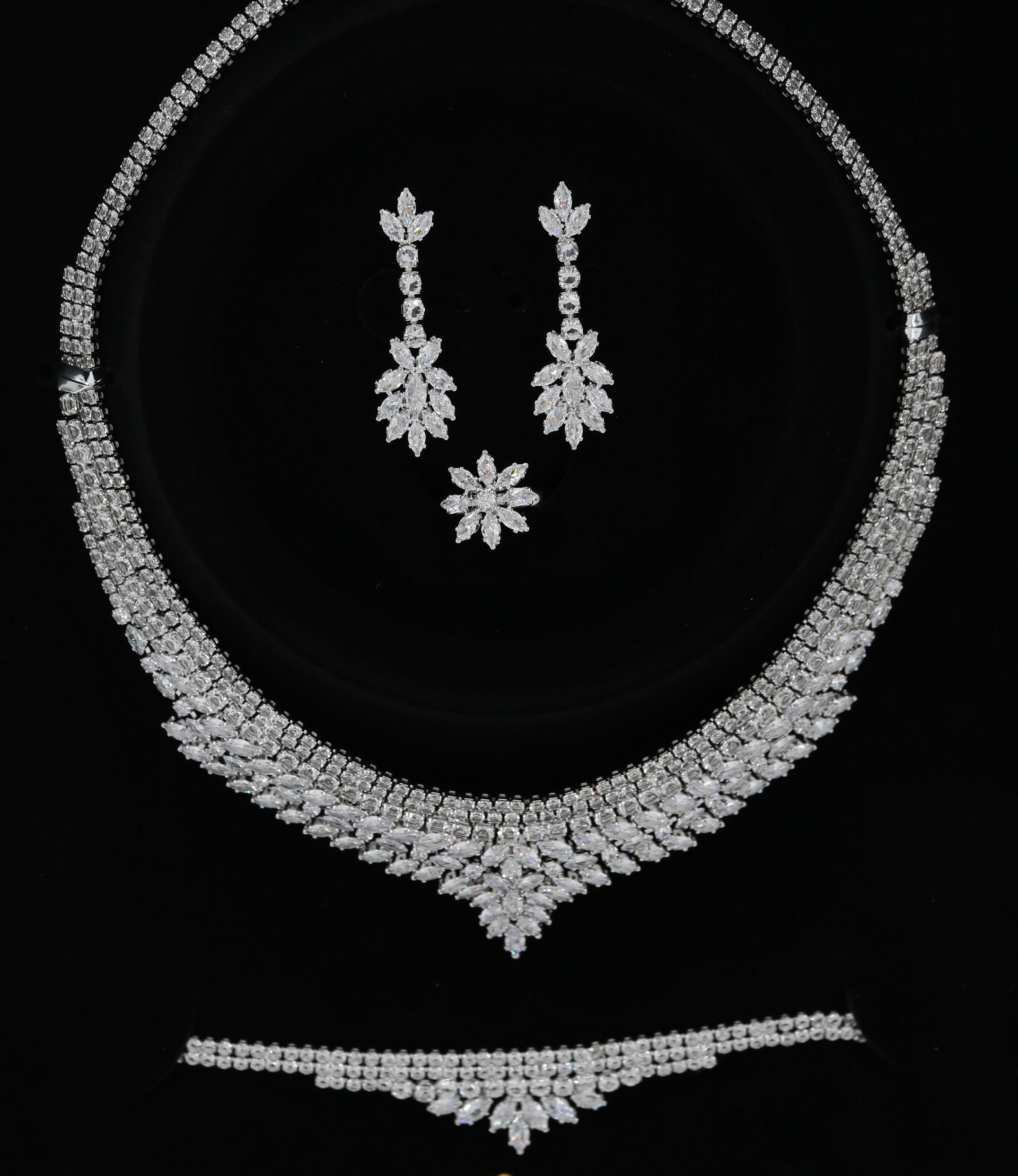 Necklace Set Main image
