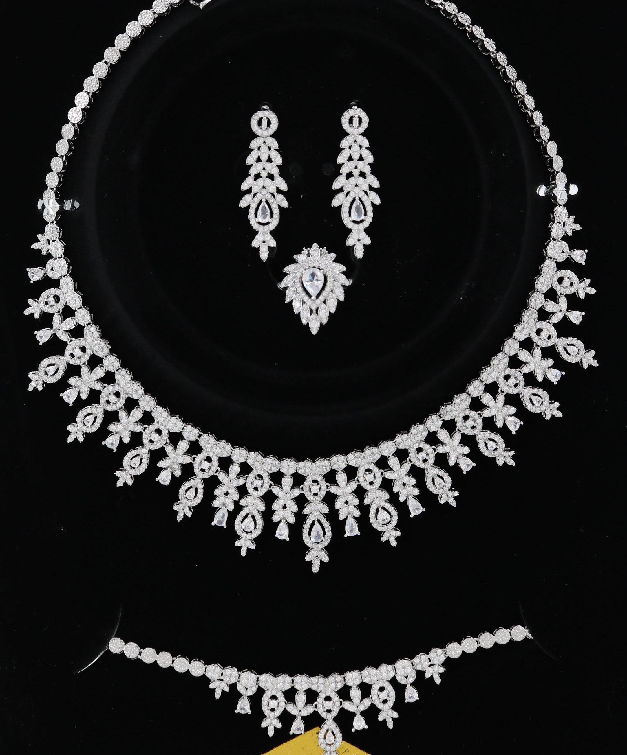 Necklace Set Main image