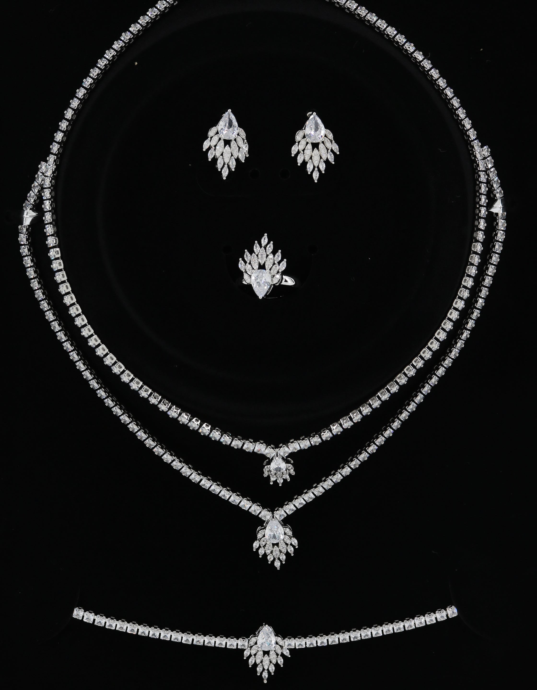 Necklace Set Main image