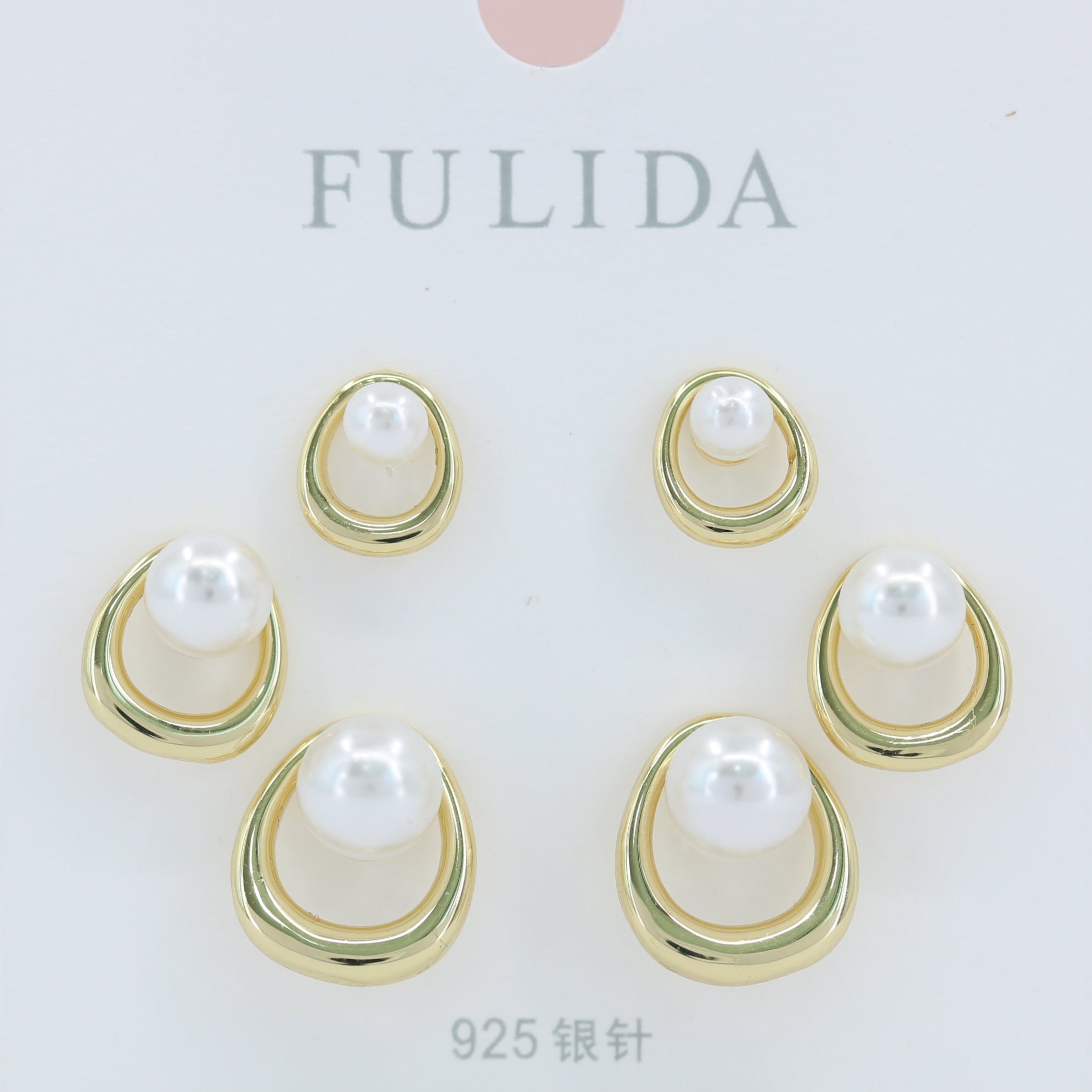 Earring Secondary image
