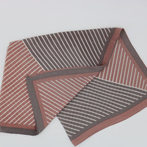 حجاب قطن مربع 65*65