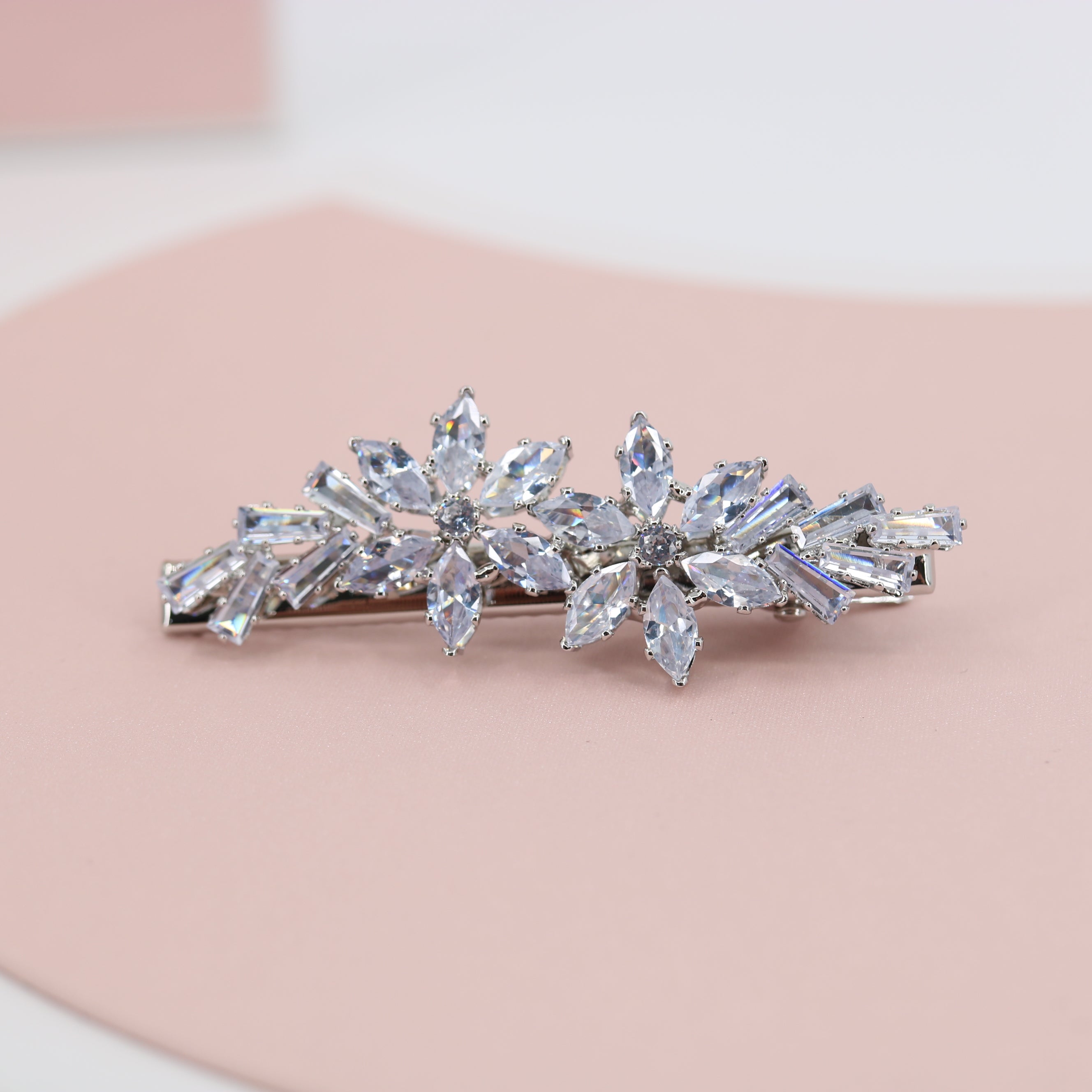 Hair Clip Girl Main image