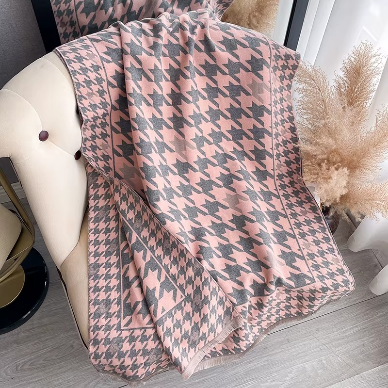Pashmina Shawl Secondary image