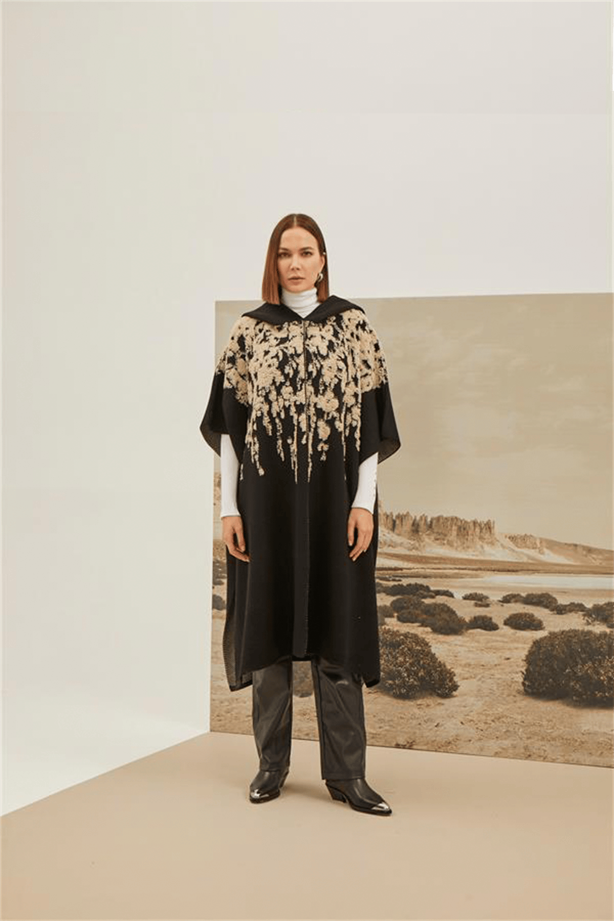 Women's  Flower Patterned Poncho Secondary image