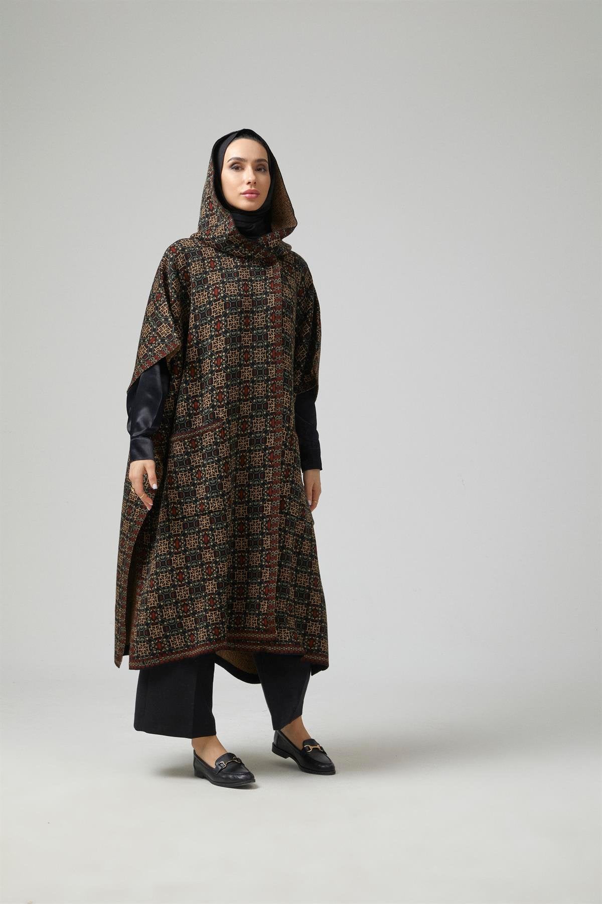 Women's  Poncho Main image