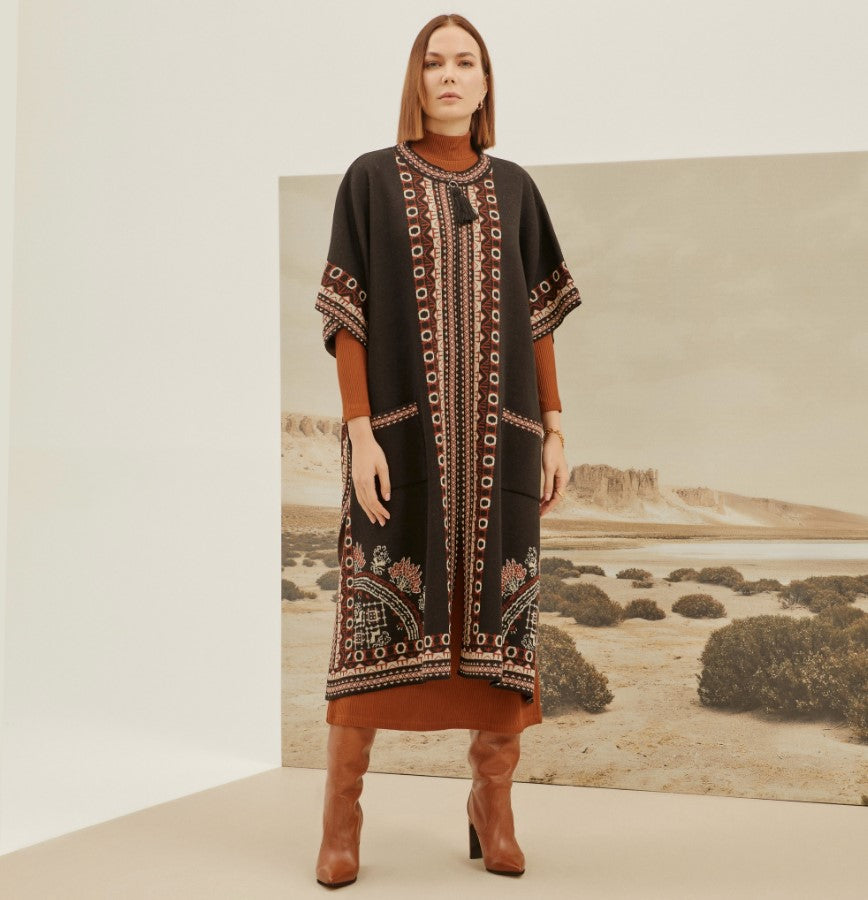 long embroidered coat Main image