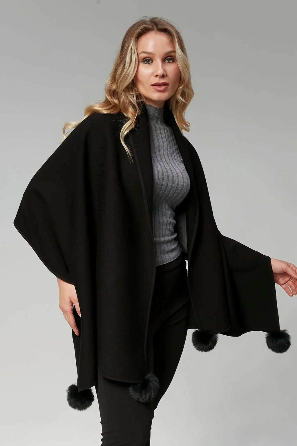 Women's Black Striped Spinning Shawl