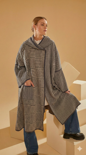 Women's Tribal Pattern Pocket Poncho