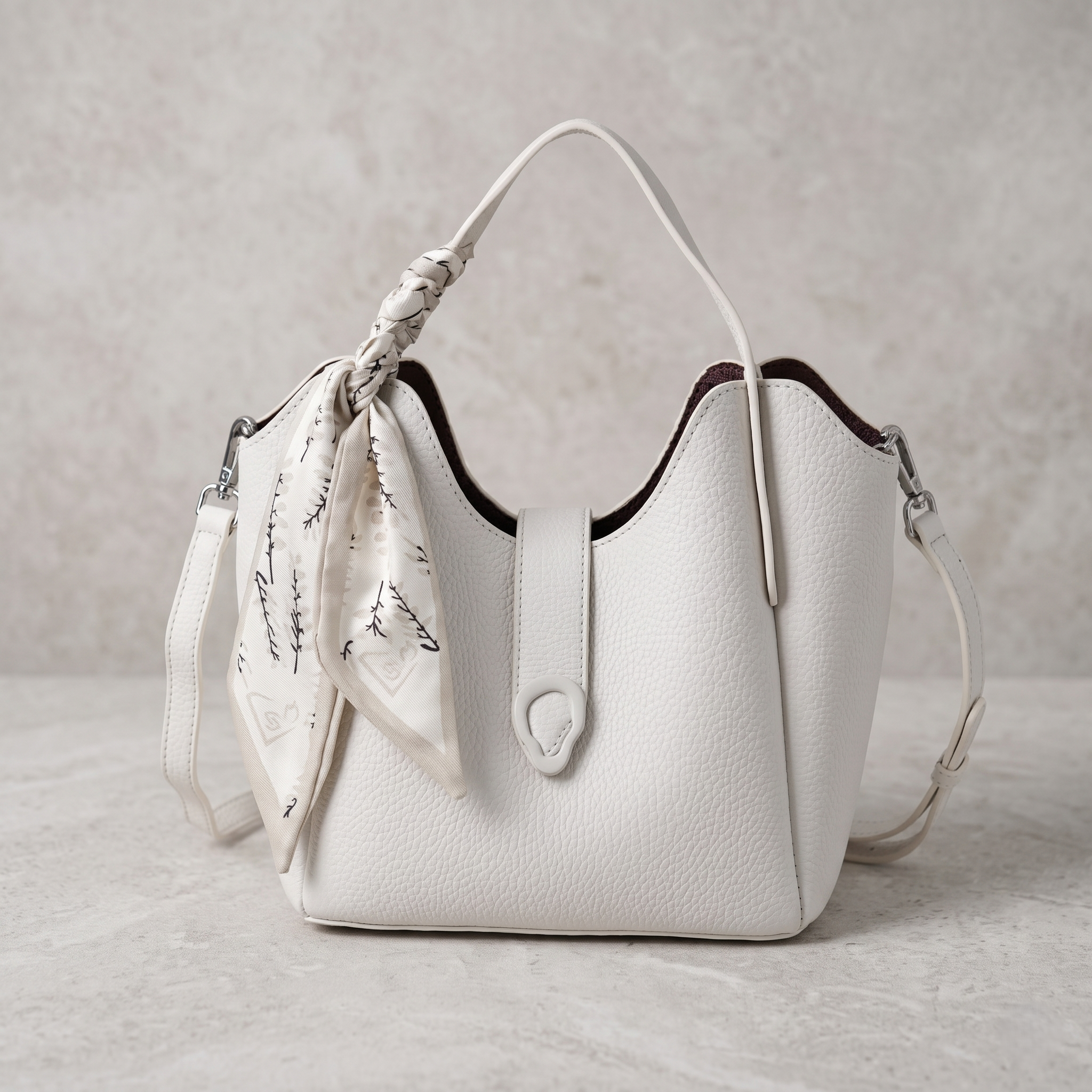 Women's handbag