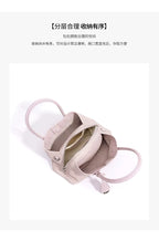 Women's handbag