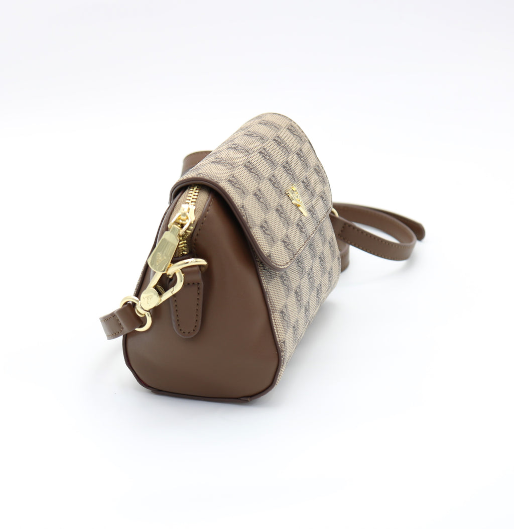 A luxurious, high-quality Crossbody shoulder bag for women