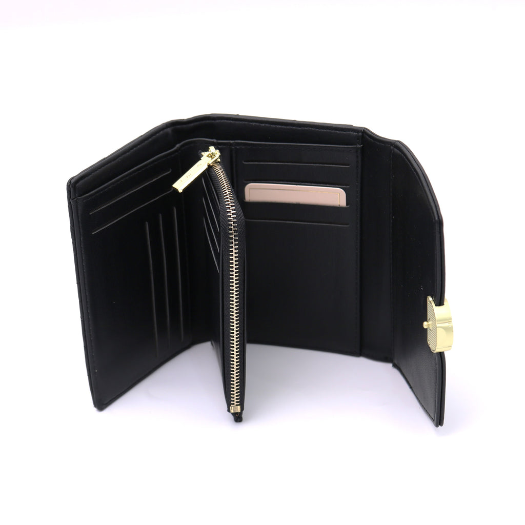 A Stylish Wallet for Women