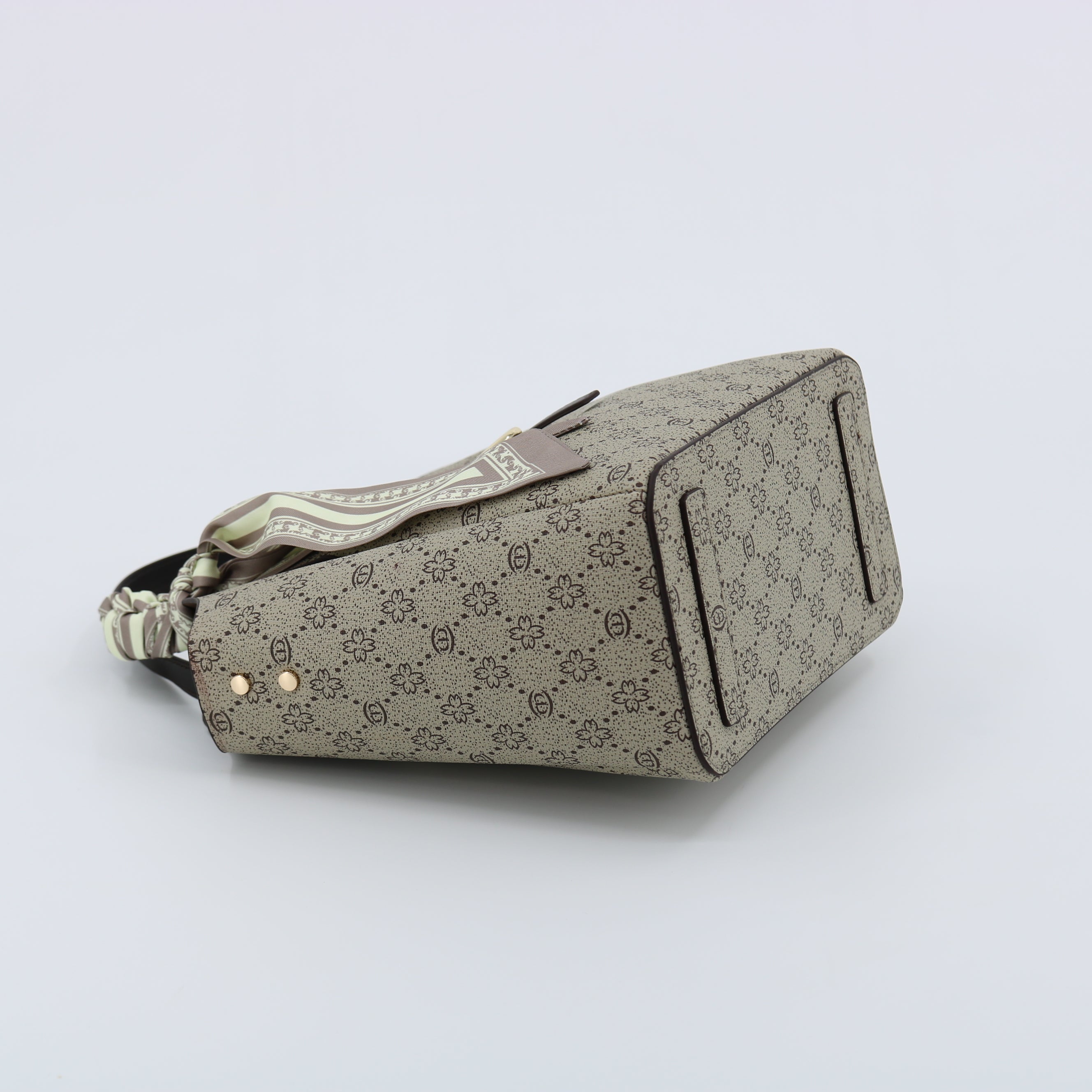 Women's handbag