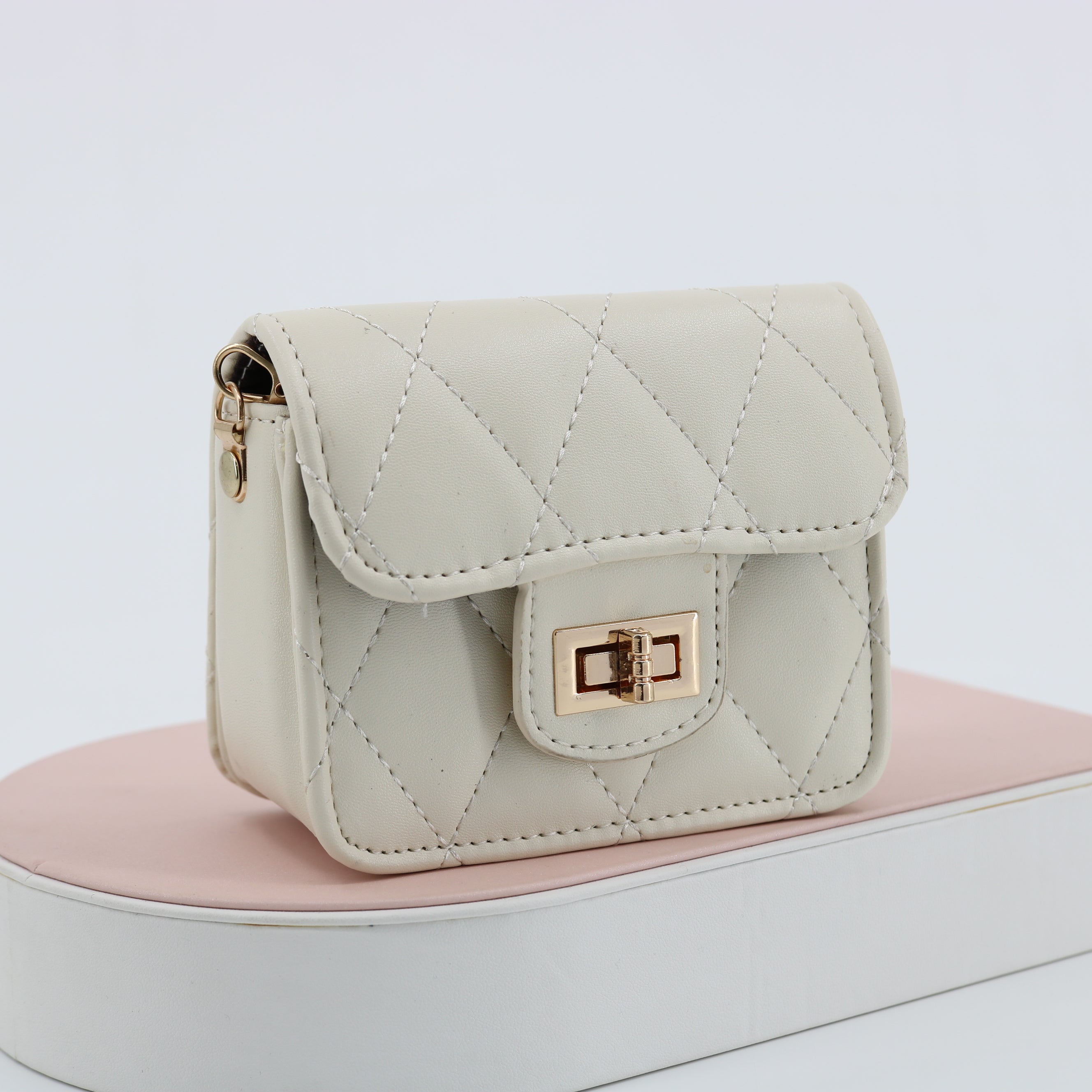 Small Cute Bag for Girls Secondary image