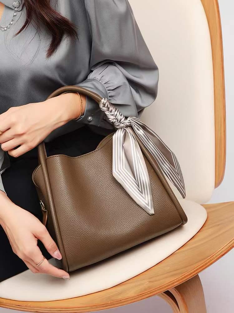 Modern Crossbody bag for women