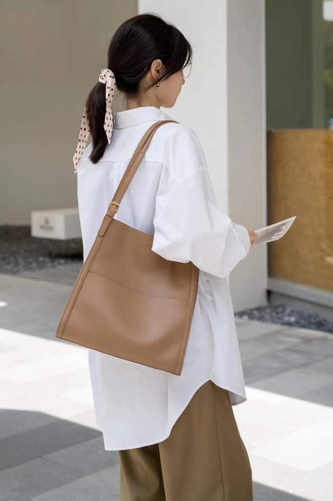 Modern Crossbody bag for women