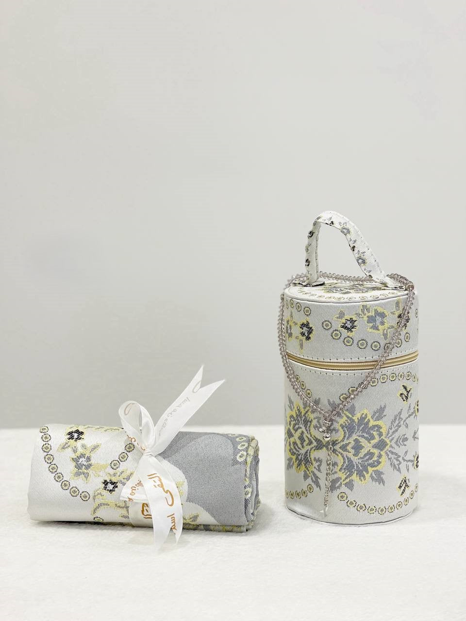 بوكس سجادة صلاة + مسبحة