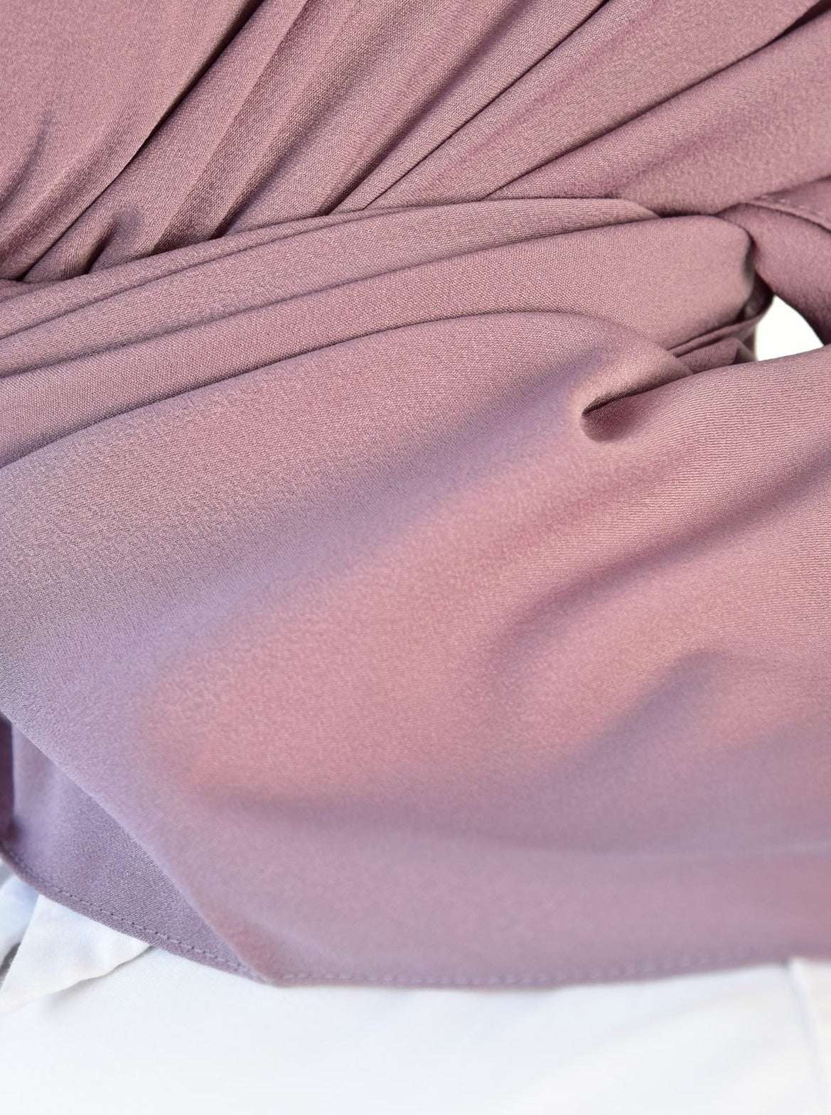 Hijab Crepe Square - NOORAN ALMASSI - نوران ألماسي
