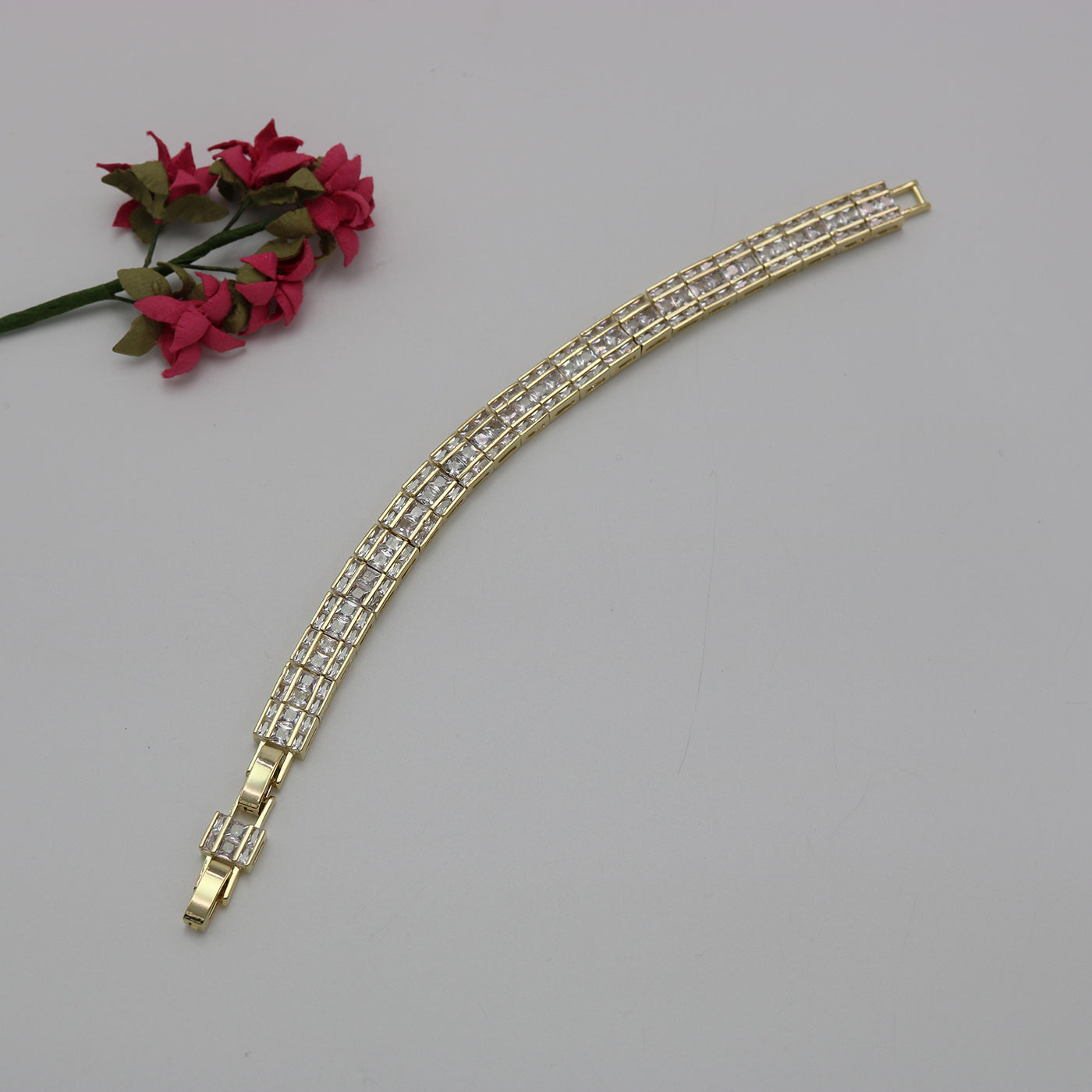Bracelet Secondary image