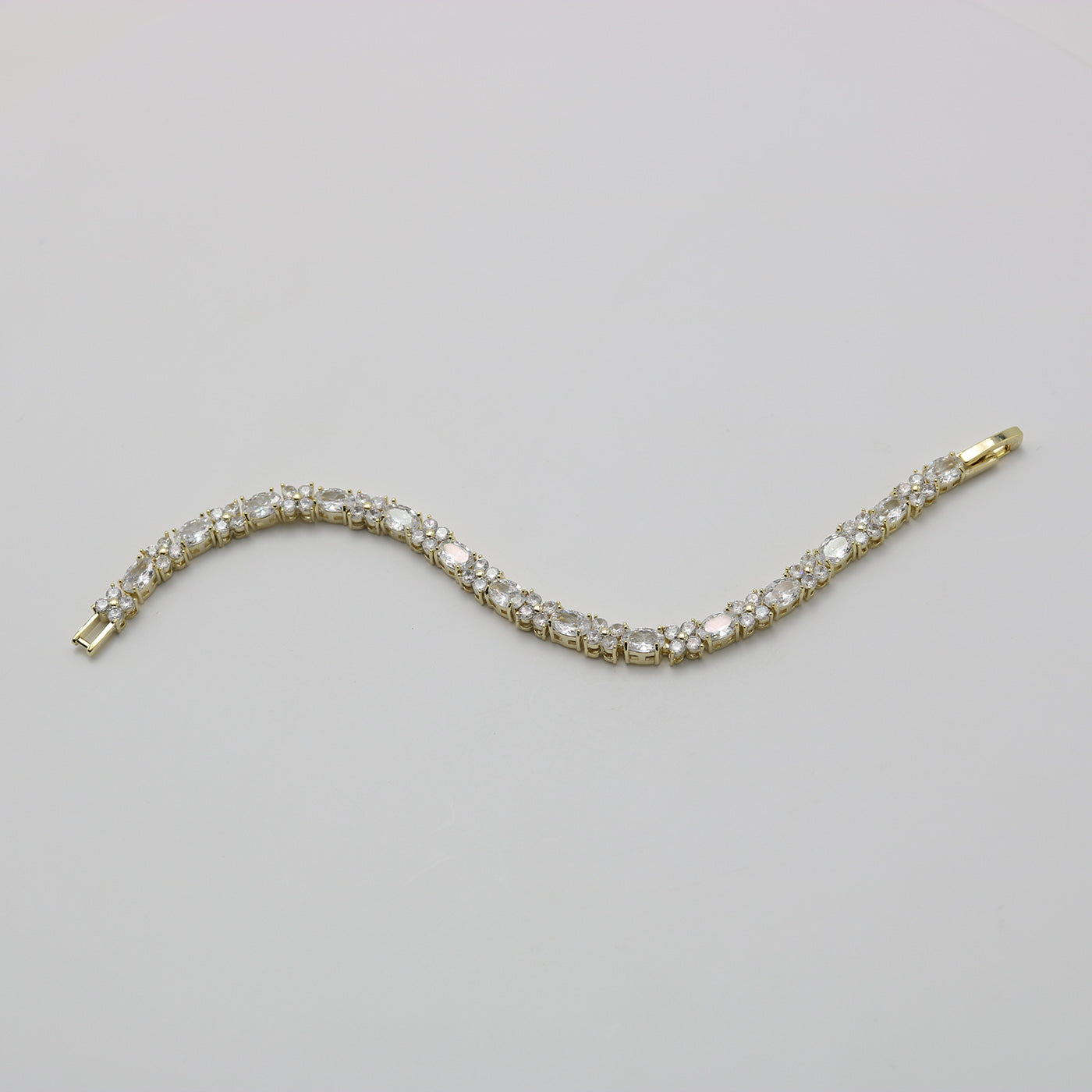 Bracelet Secondary image
