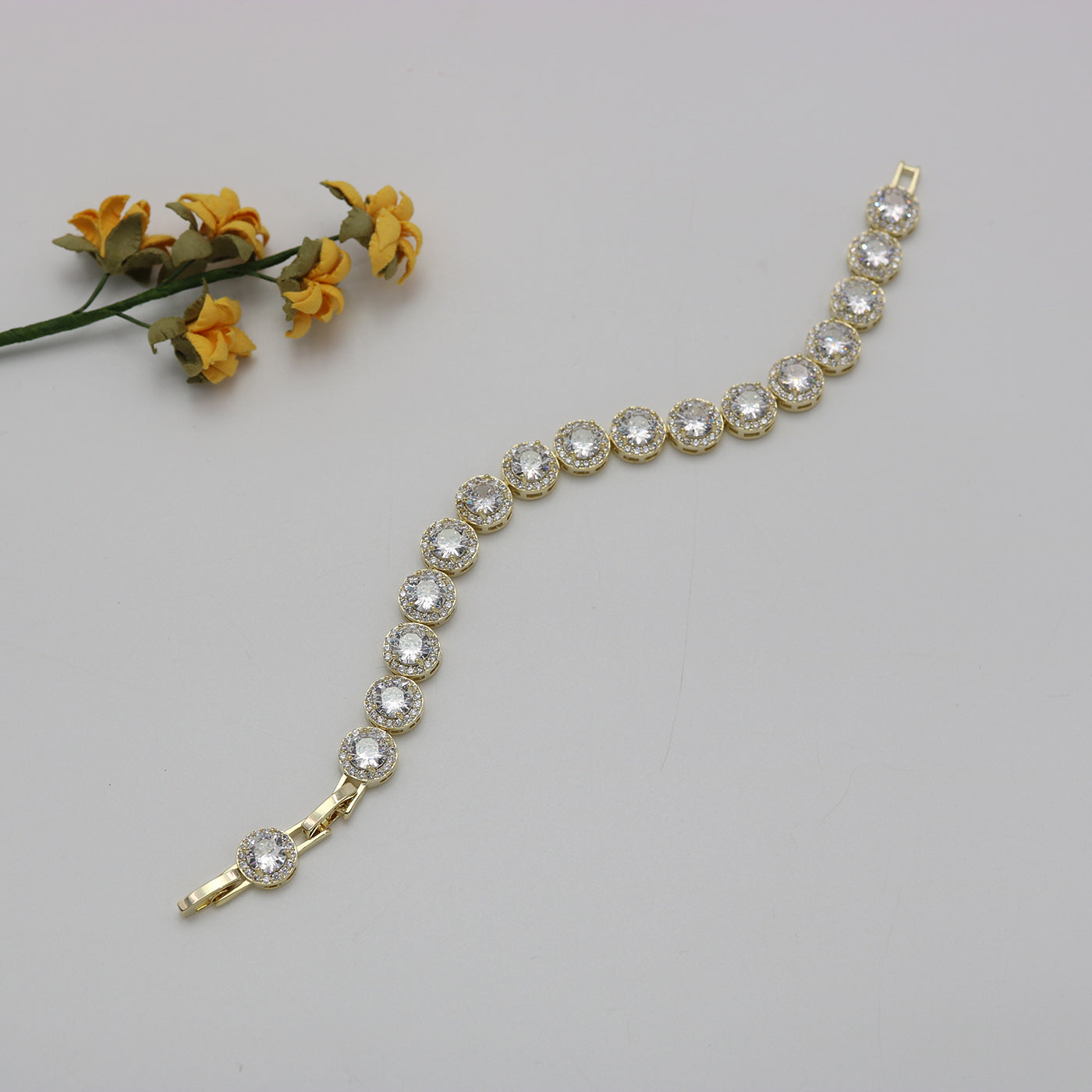 Bracelet Secondary image