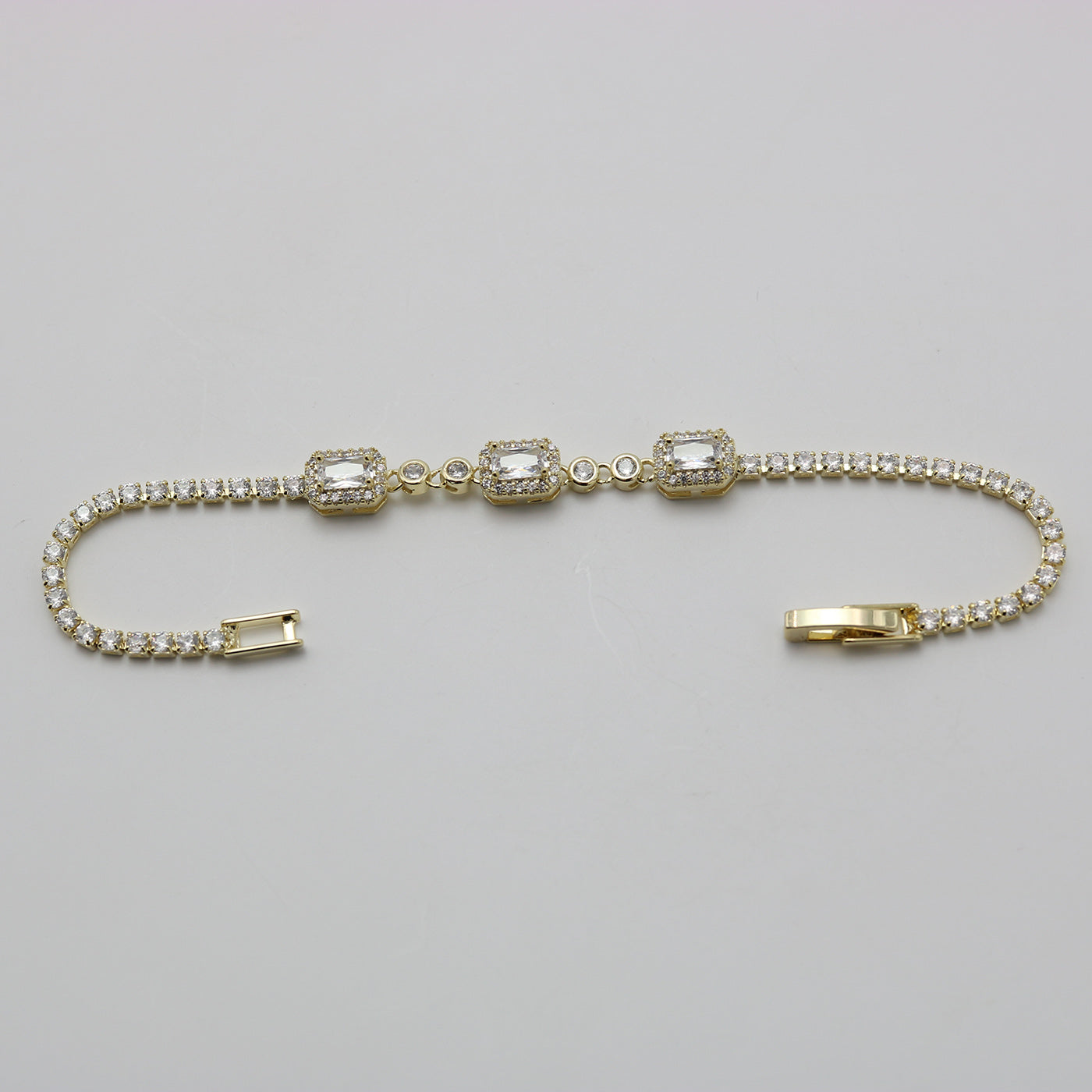 Bracelet Secondary image
