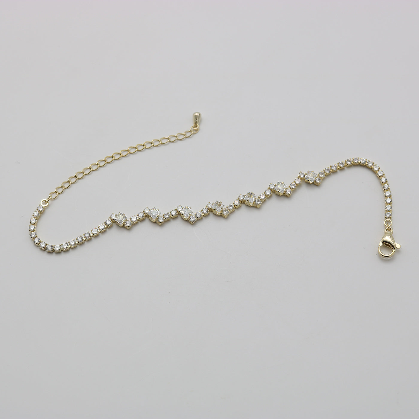 Bracelet Secondary image