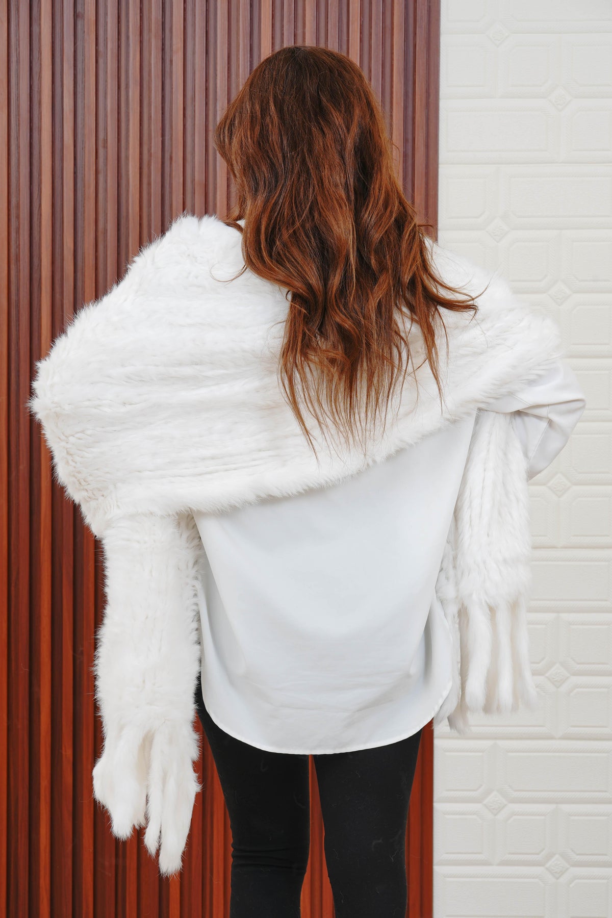 Shawl Fur - NOORAN ALMASSI - نوران ألماسي